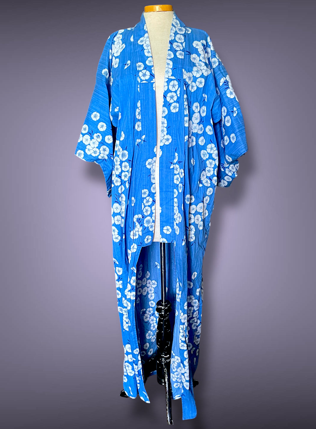 Vintage 1960’s Blue & White Cherry Blossom Flower Print Kimono