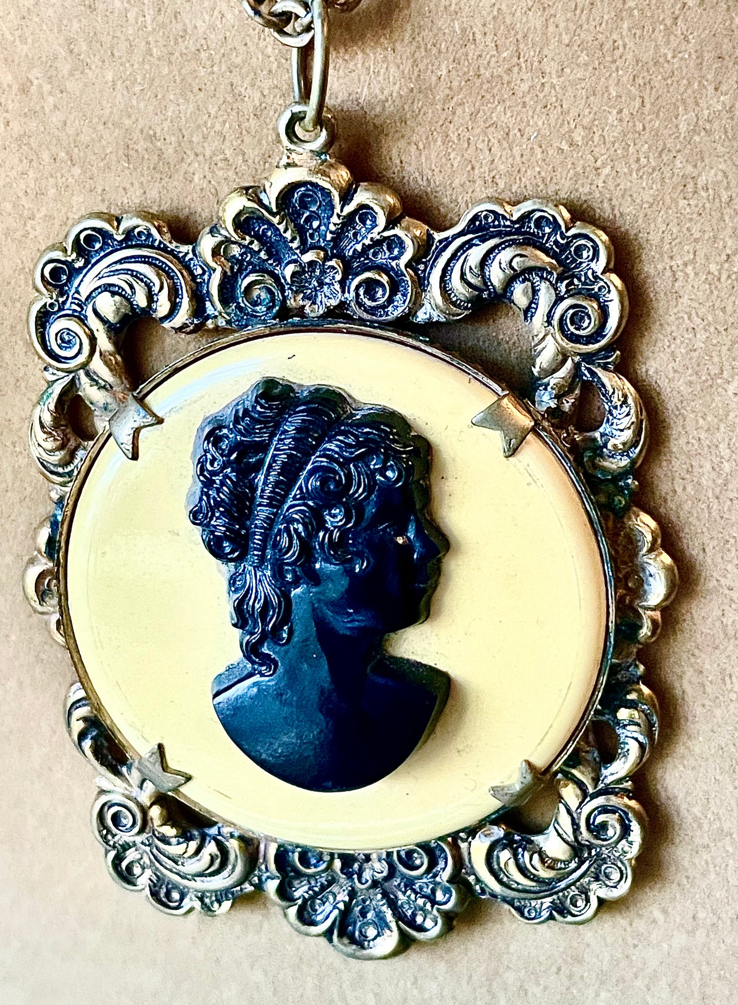 Edwardian Yellow & Black Bakelite Mourning Cameo Brass Art Nouveau Necklace
