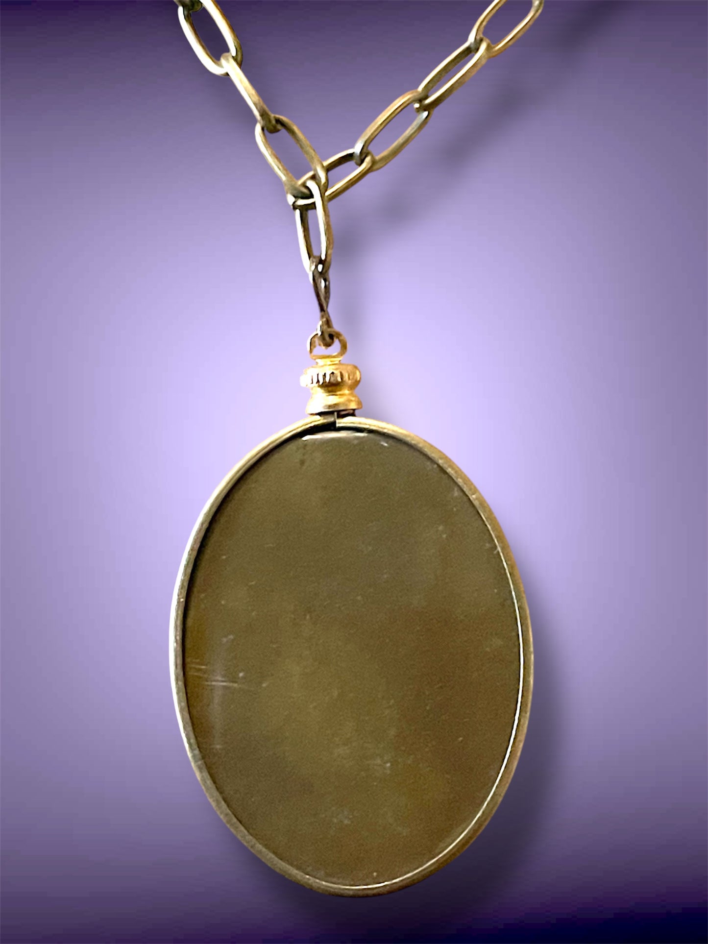 Art Deco Green Vaseline Uranium Art Glass Cameo Geometric Brass Chain Pendant Necklace
