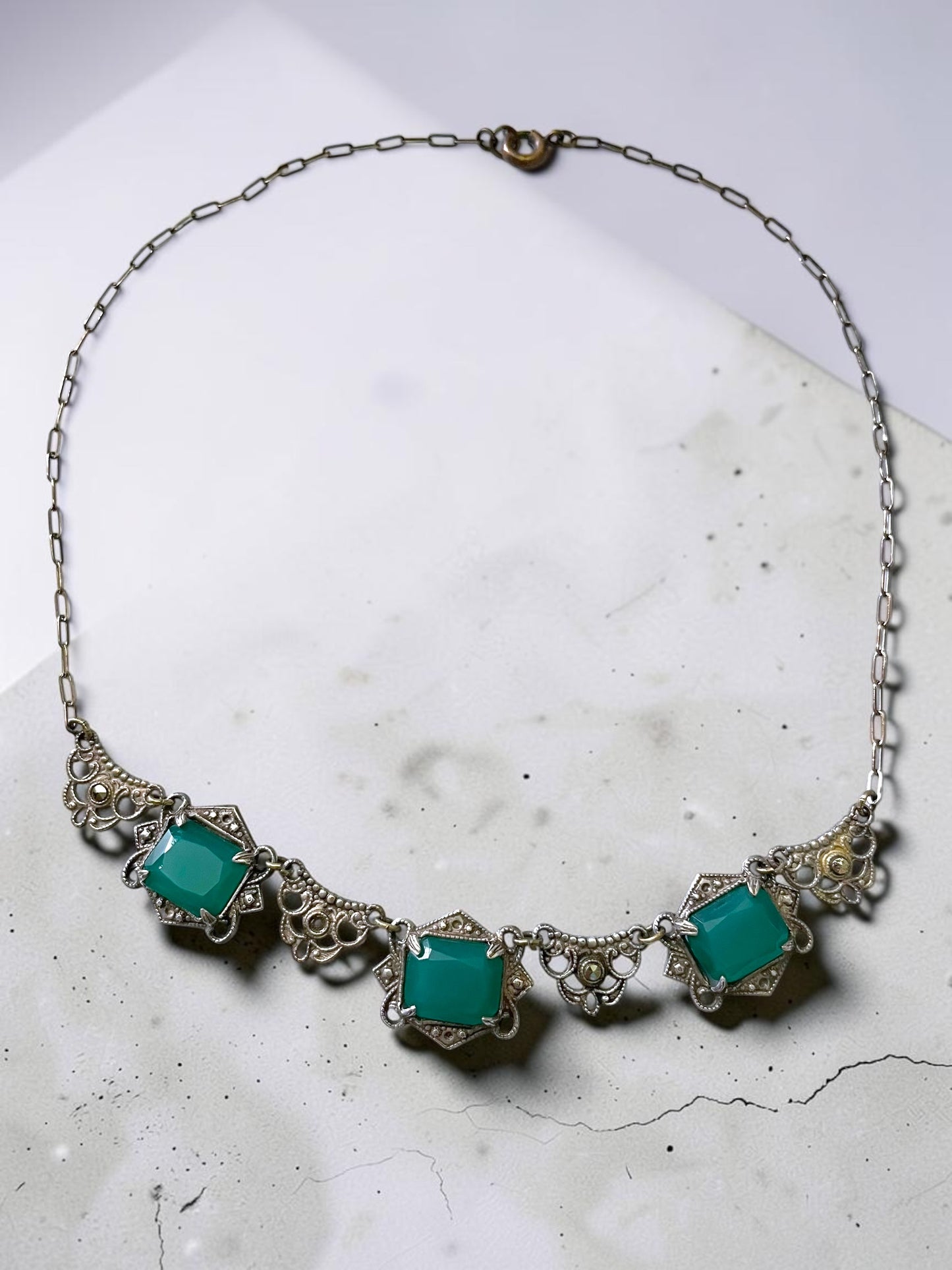 Art Deco Rhodium Silver Plated Brass Chrysoprase & Marcasite Filigree Necklace