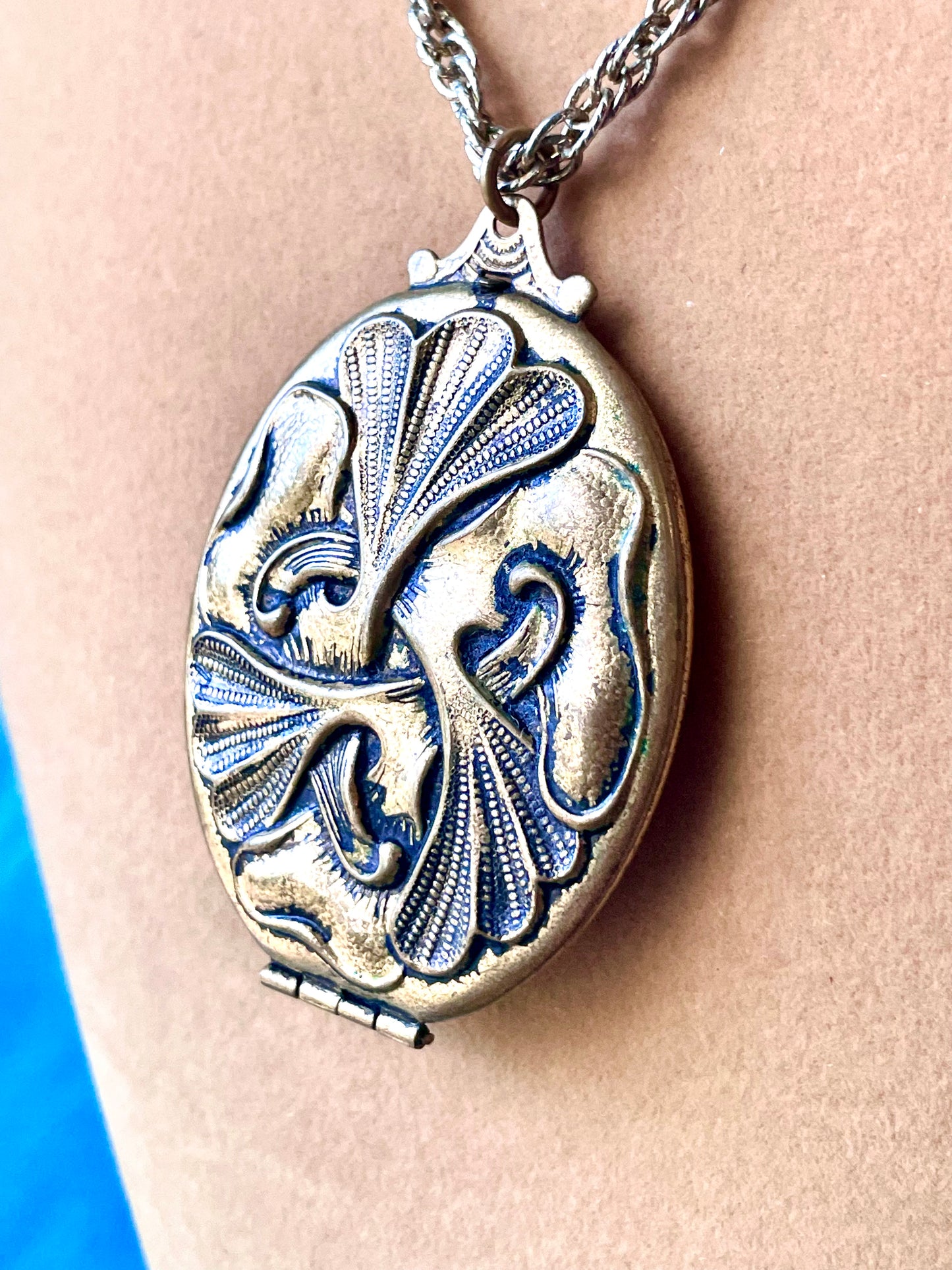 Art Nouveau Avant-Garde Brass Abstract Repoussé Photo Locket Necklace