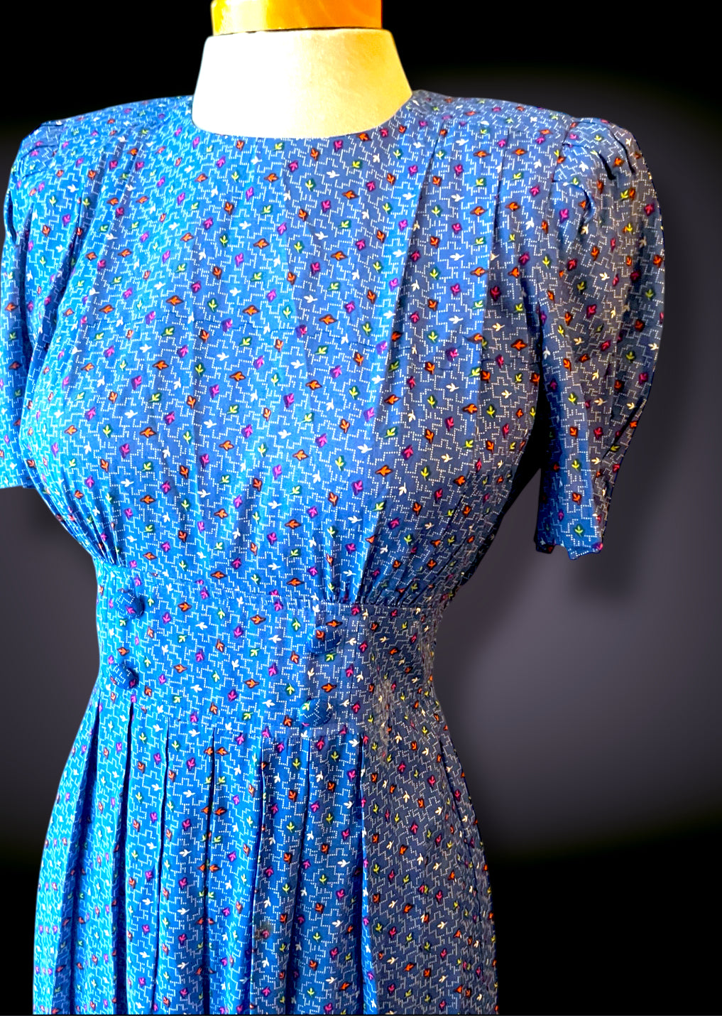 Vintage 1960’s Blue, Pink, Orange, Yellow & White Arrow Pattern Shift Dress