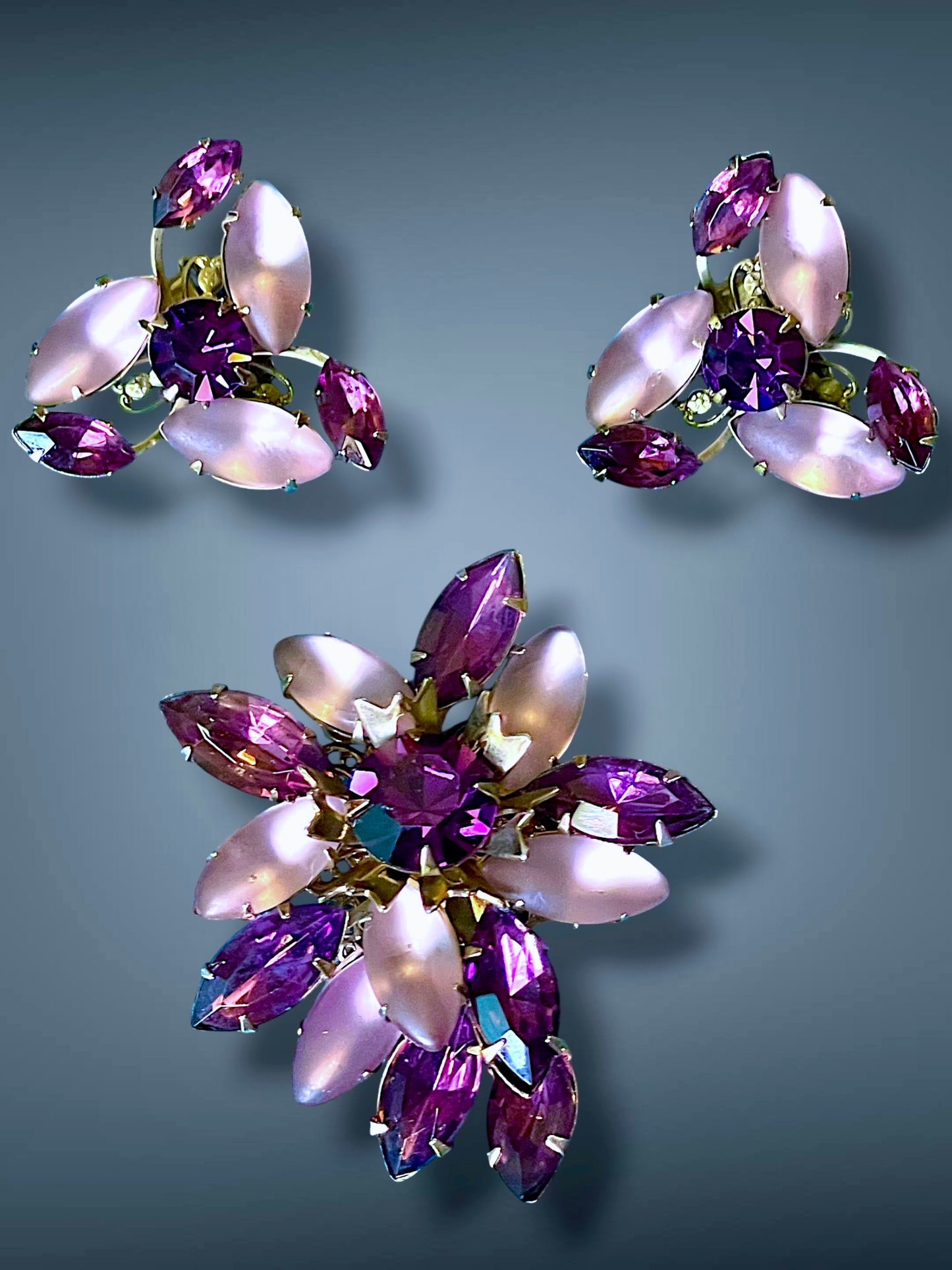 Purple Crystal & Frosted Art Glass Brass Filigree Prong Set Brooch & Earring Demi Parure Set