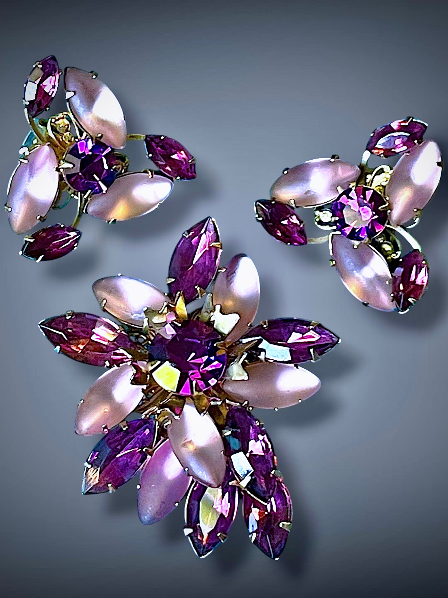Purple Crystal & Frosted Art Glass Brass Filigree Prong Set Brooch & Earring Demi Parure Set