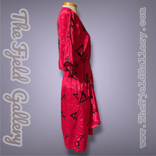 1980’s Magenta Pink Black Abstract Geometric Print Pleated Wrap Dress