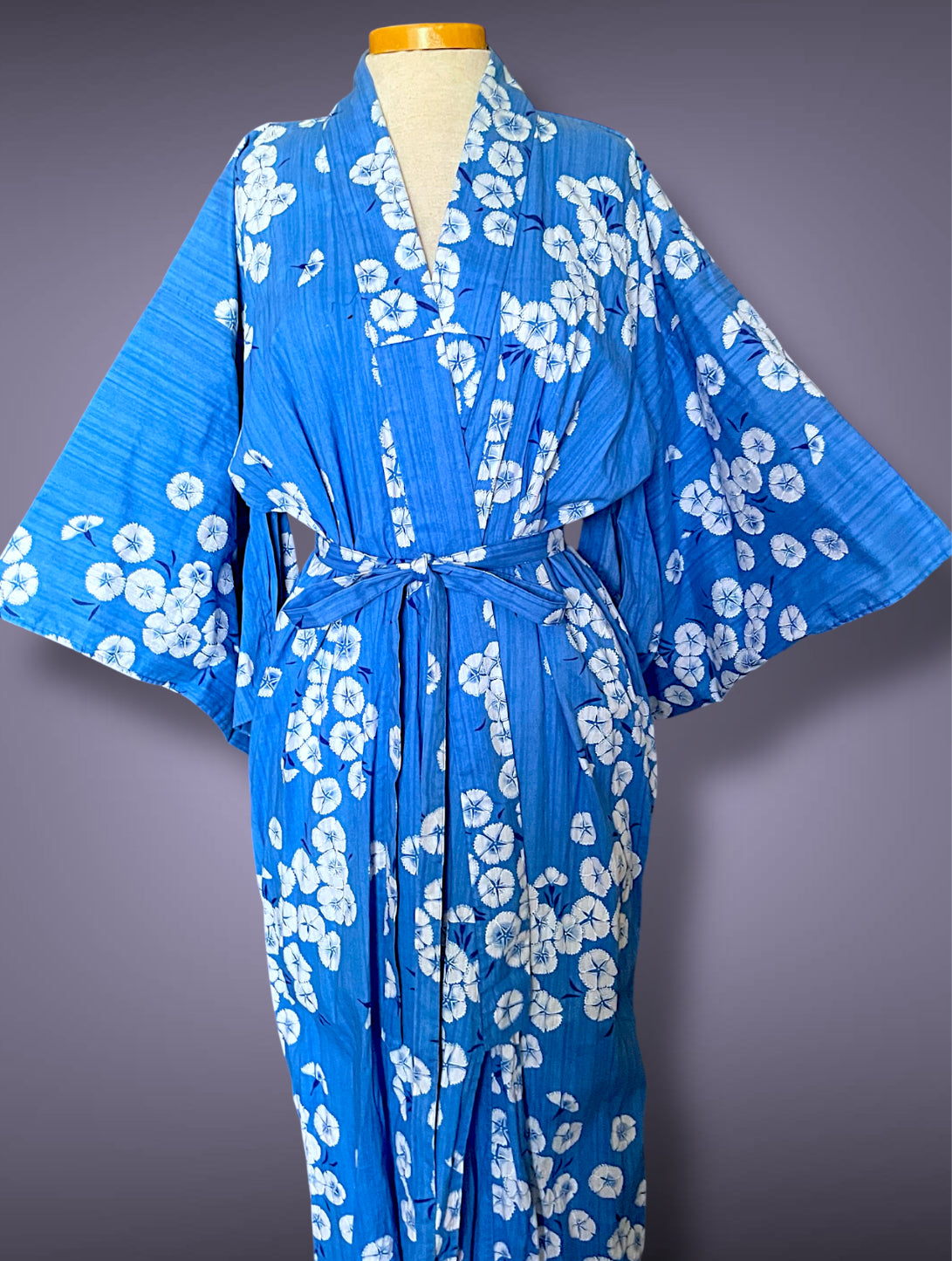 Vintage 1960’s Blue & White Cherry Blossom Flower Print Kimono