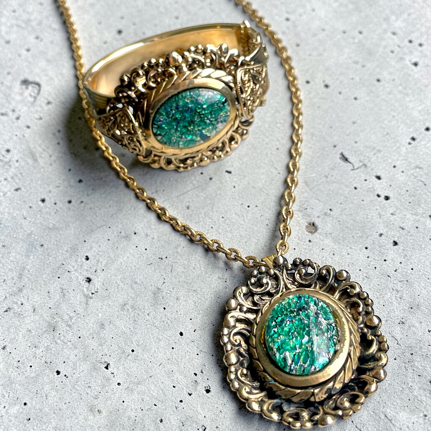 Whiting & Davis Green Dragons Breath Fire Opal Foil Art Glass Gold Brass Filigree Embossed Hinged Clamper Bracelet (Necklace Sold Separately)