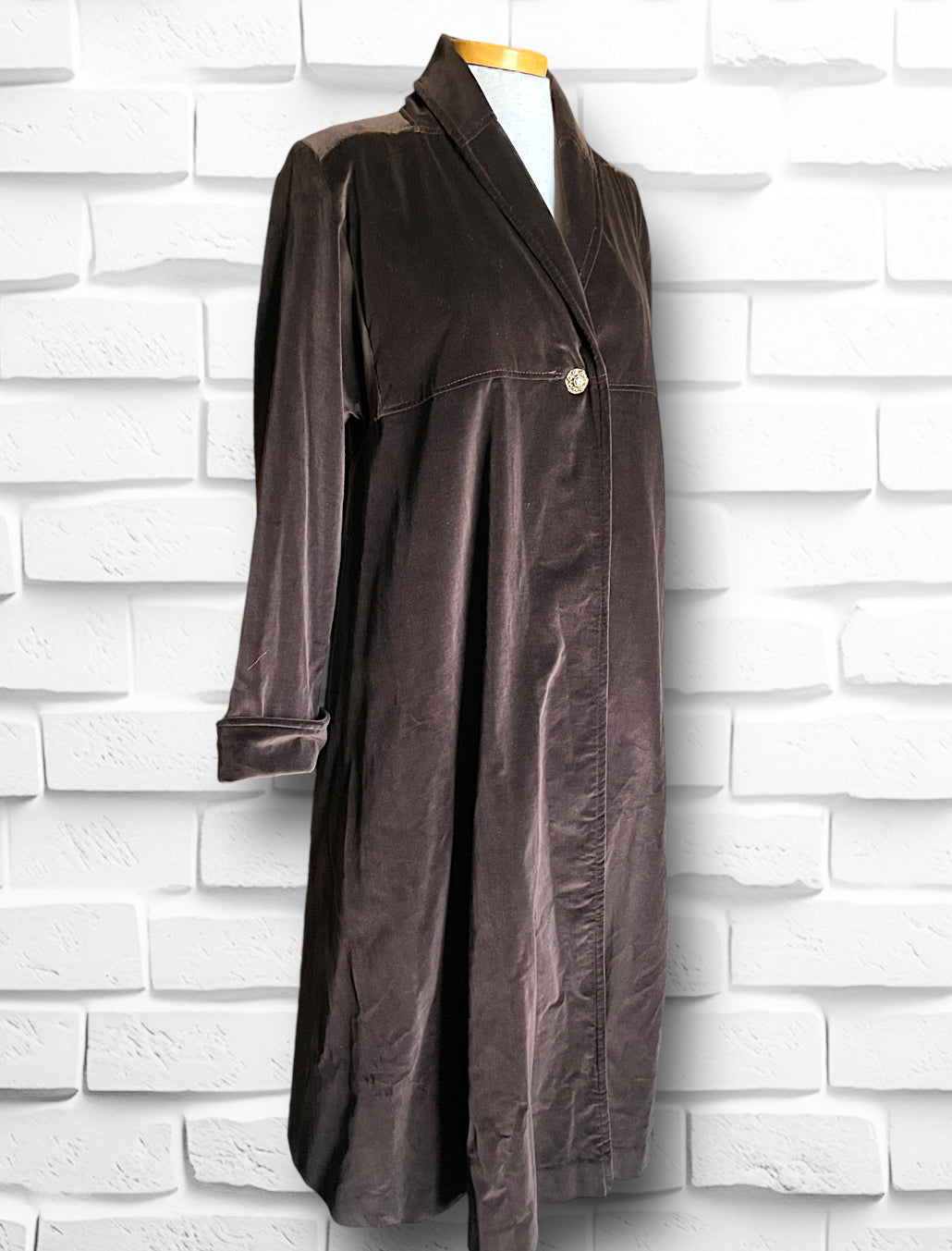 Vintage 1960’s Brown Velvet Robe Style Babydoll Long Overcoat