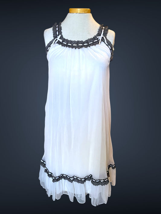 1960’s Black & White Sheer Lace Nightgown Peignoir Set