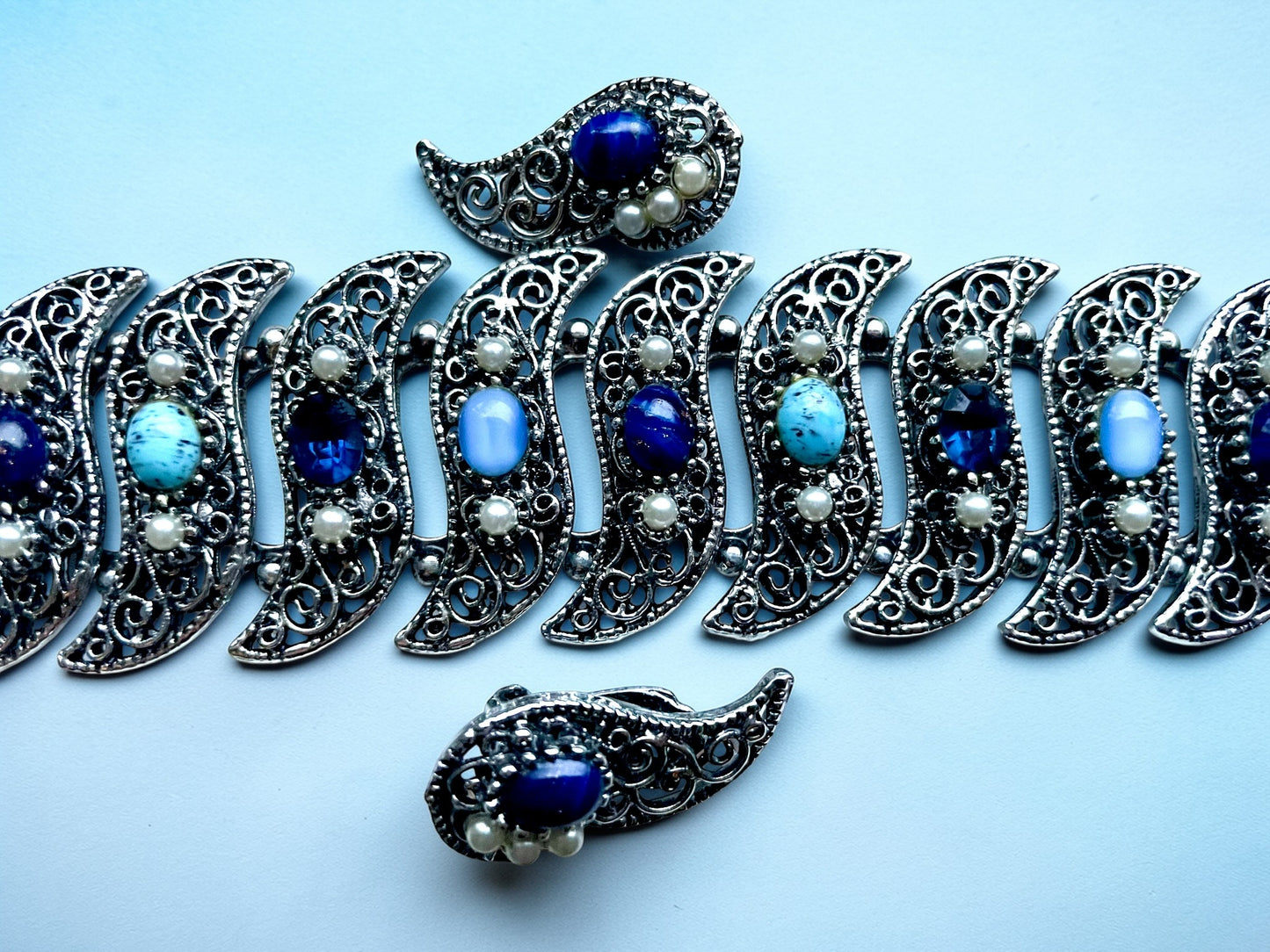 Turquoise, Saphire, Cats Eye Art Glass & Crystal Bookchain Silver Chunky Panel Bracelet & Earring Set