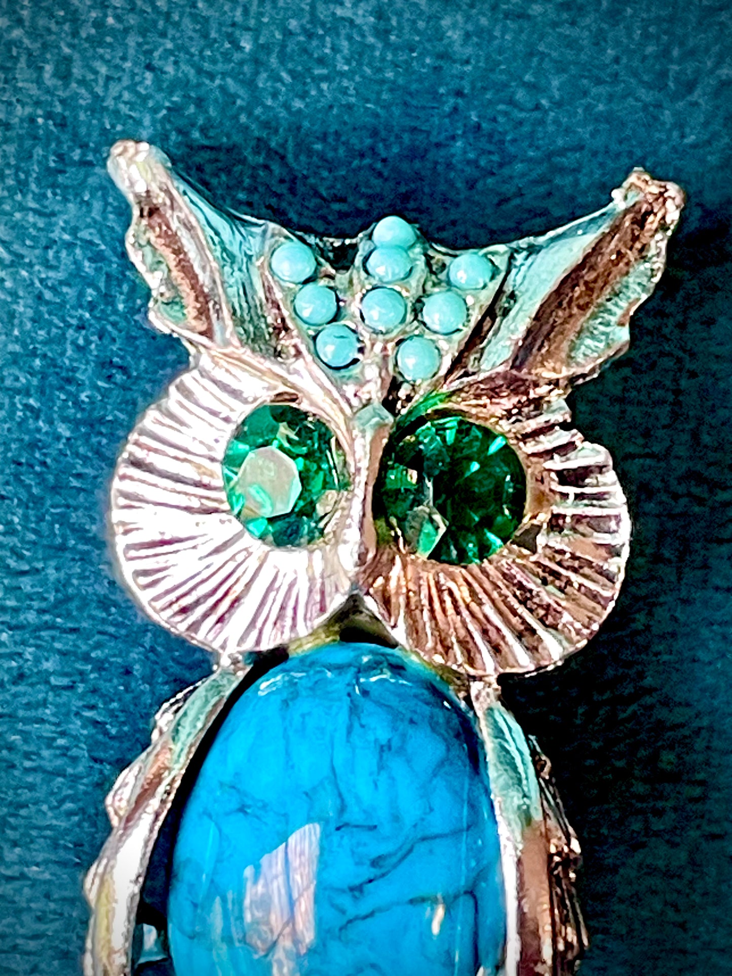 Jelly Belly Turquoise Hubble Art Glass & Green Crystal Silver Owl Figural Brooch