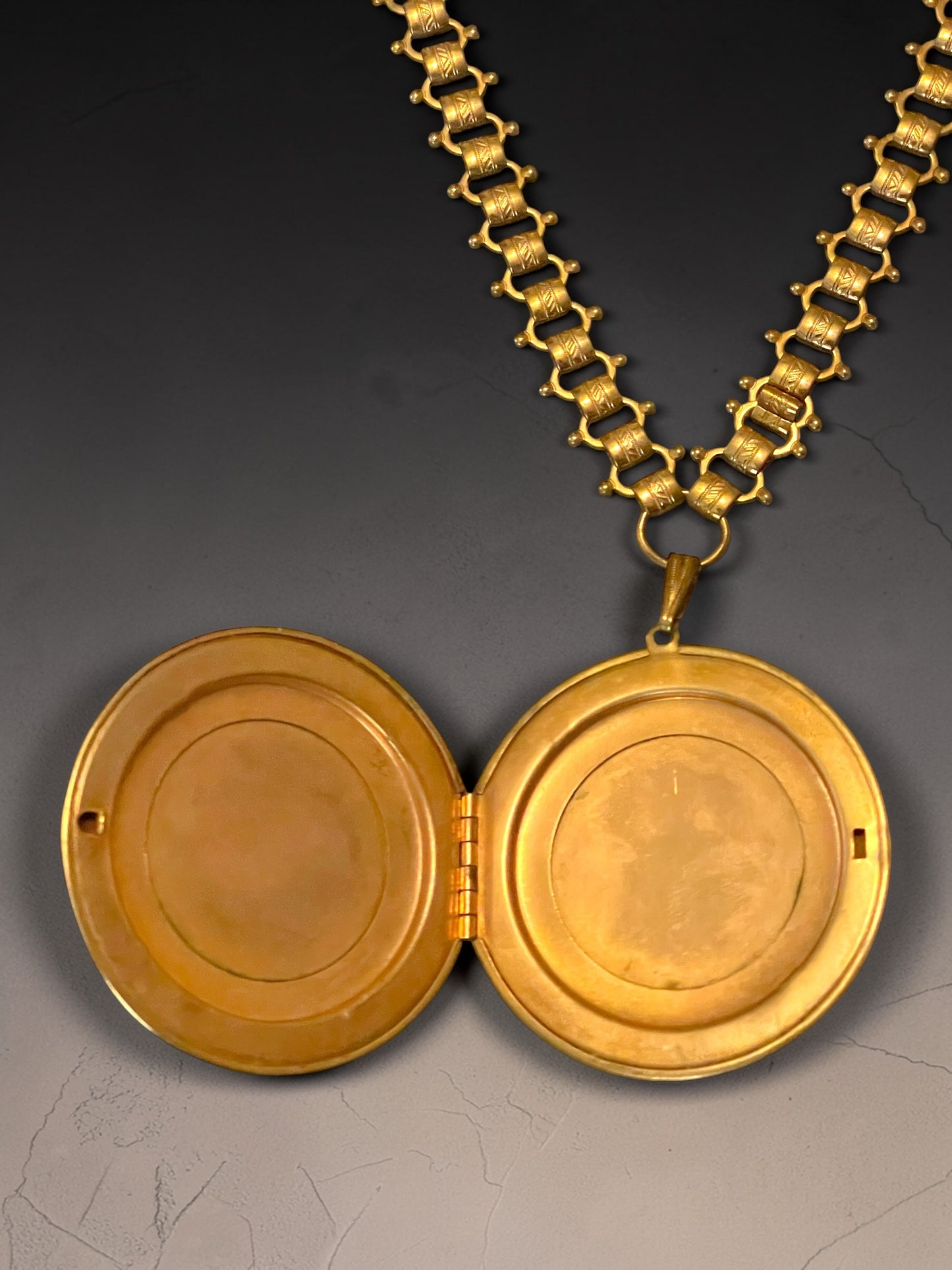Victorian Black Mourning Cameo Gold Embossed Book-link Chain Gothic Locket Necklace