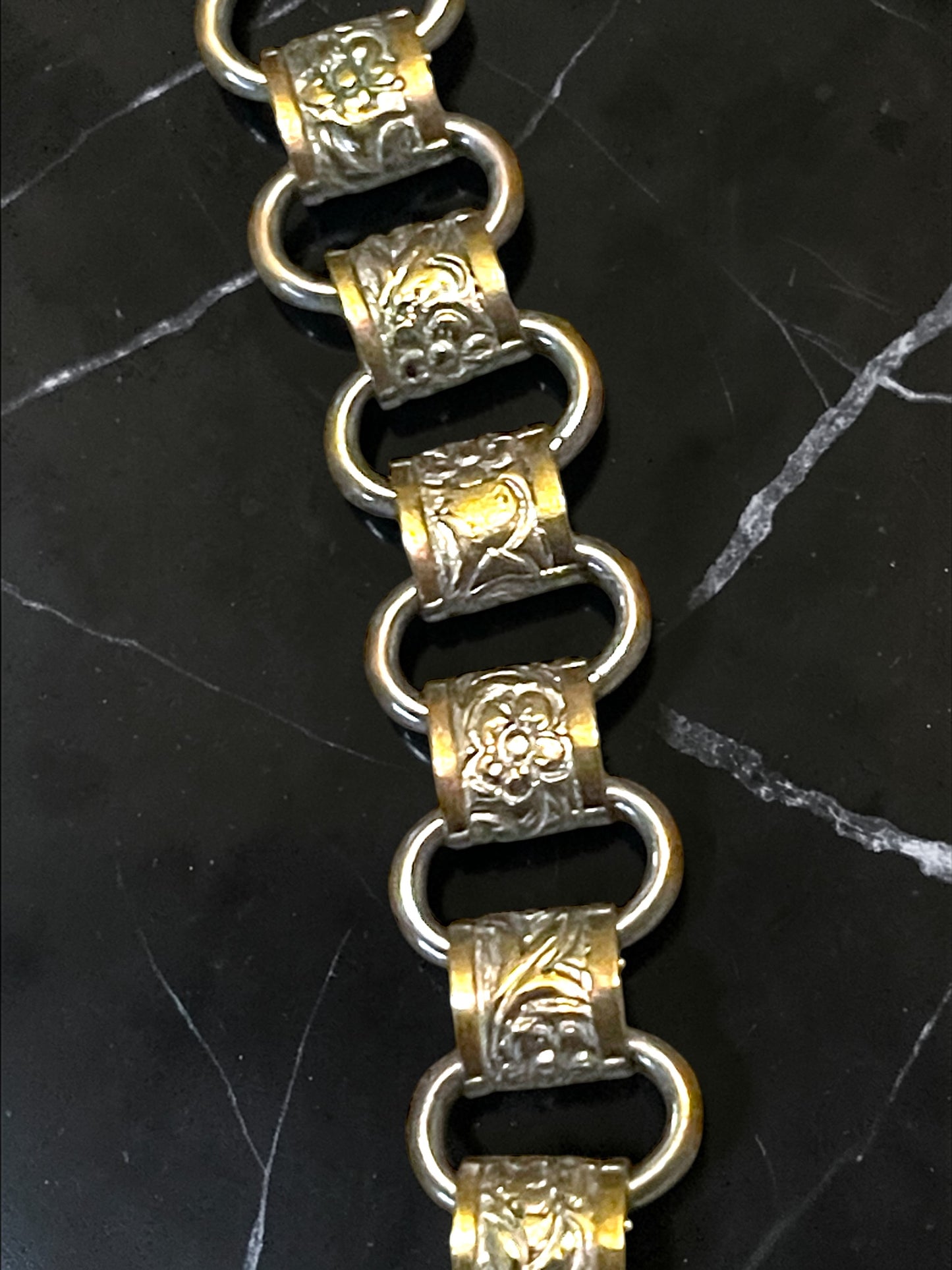 Siam Nielloware Warrior Silver Embossed Victorian Bookchain Pendant Necklace