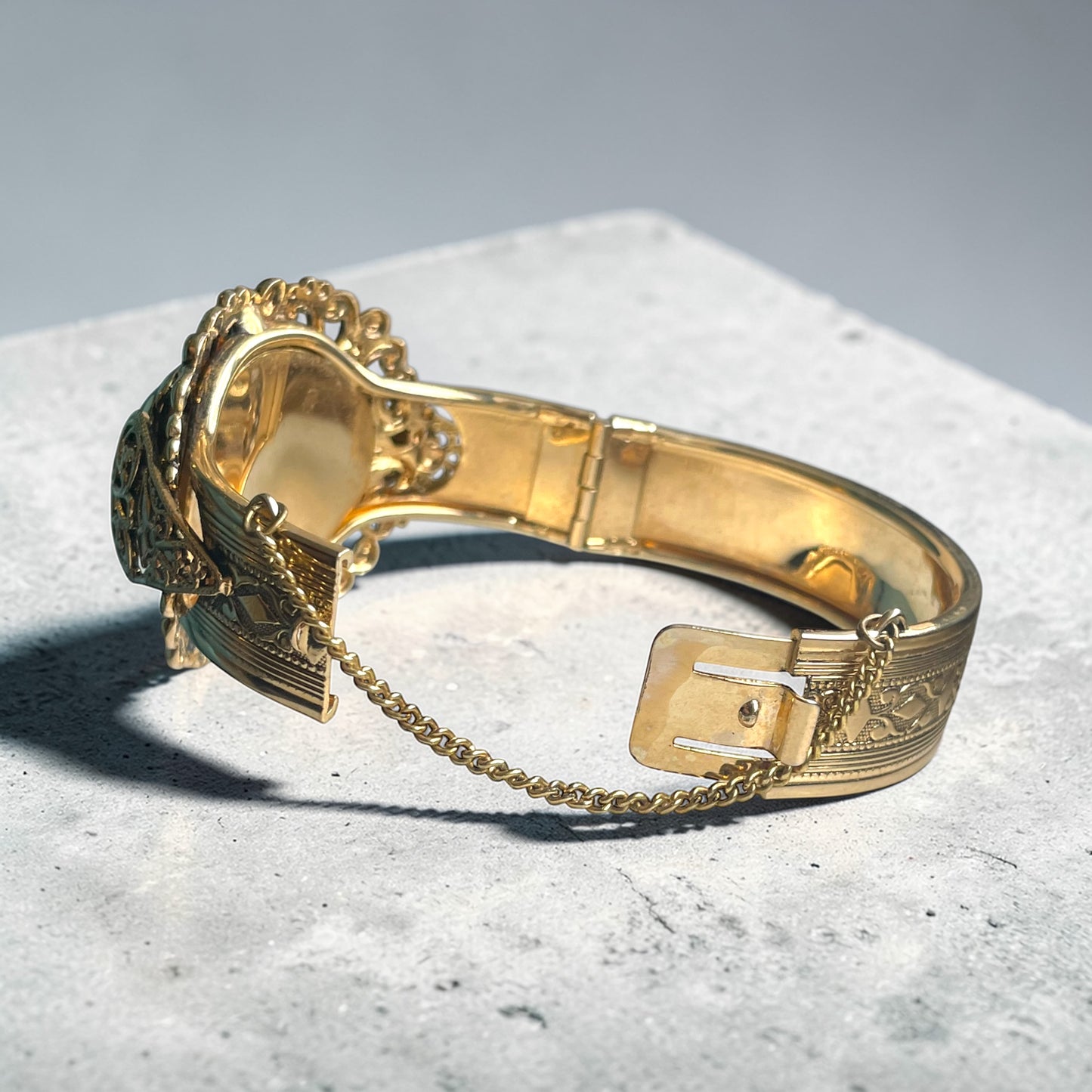 Whiting & Davis Green Dragons Breath Fire Opal Foil Art Glass Gold Brass Filigree Embossed Hinged Clamper Bracelet (Necklace Sold Separately)