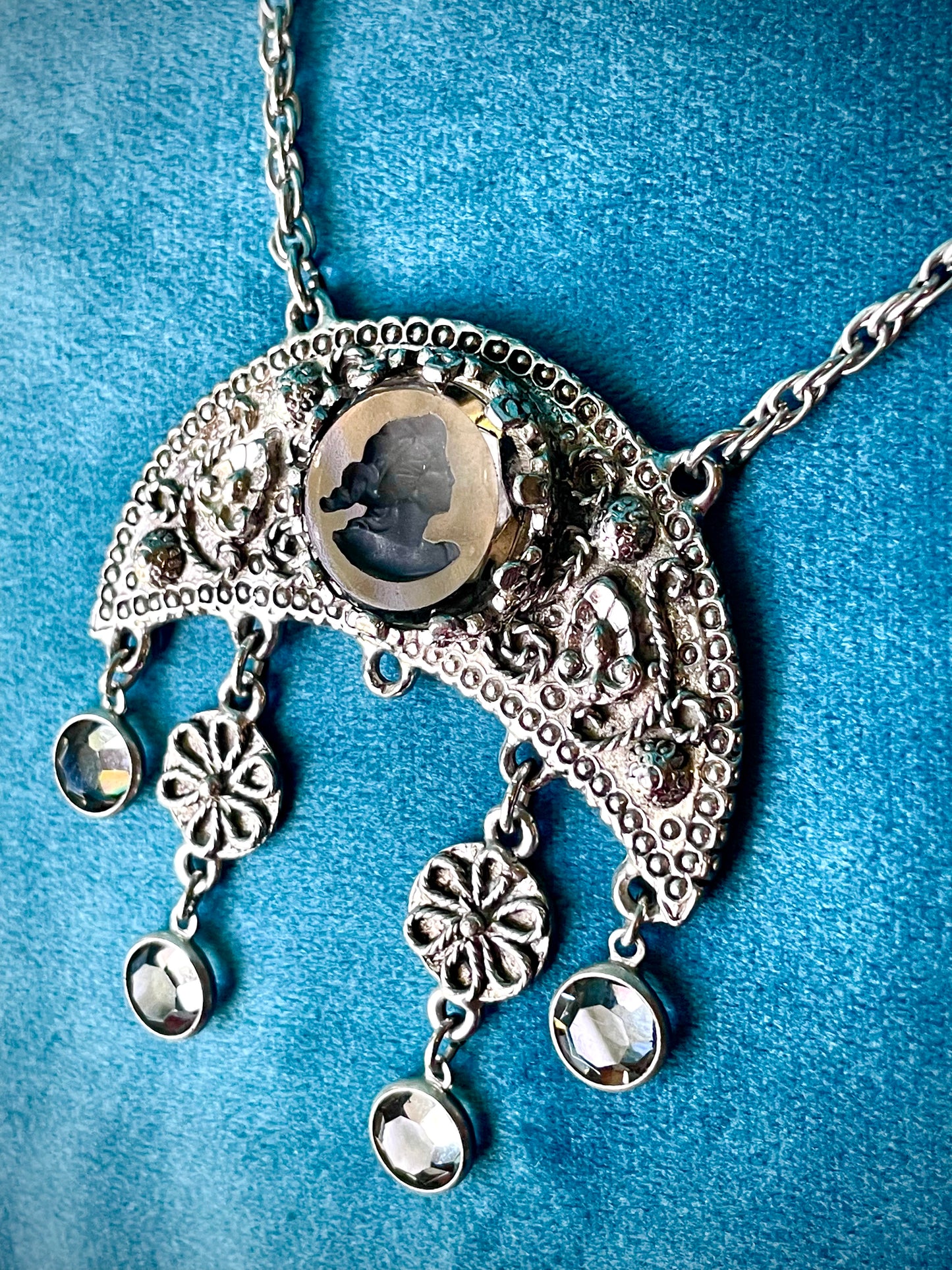Grey Faceted Intaglio Cameo Crescent Moon Dangling Crystal Vintage Necklace