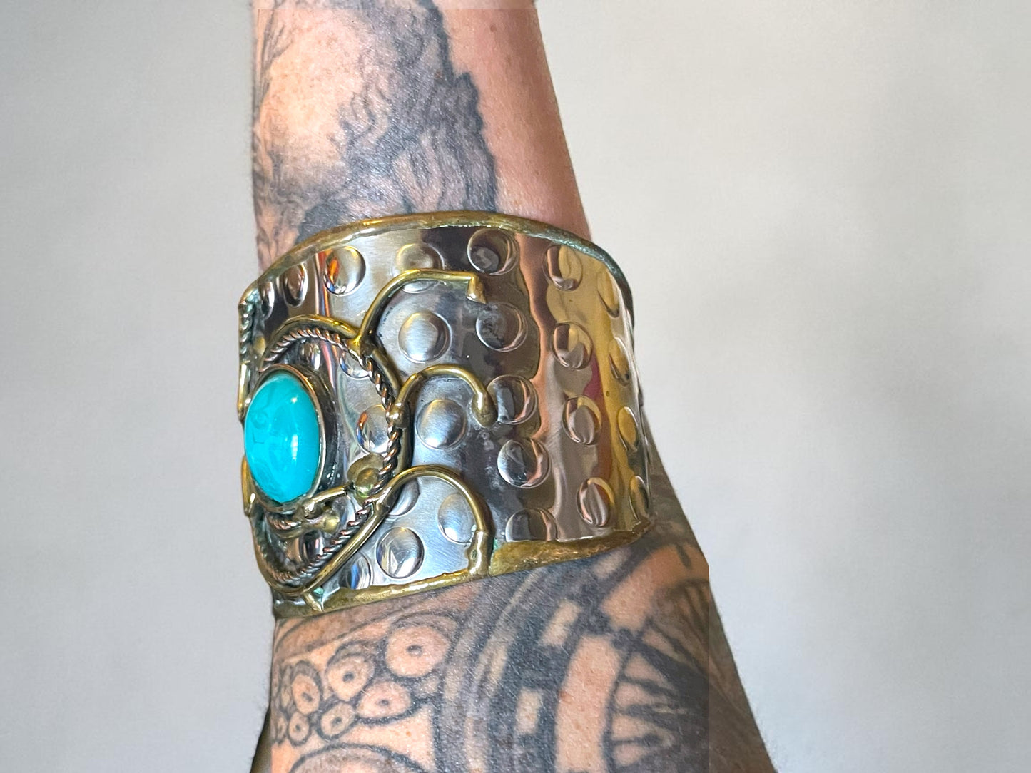Brutalist Turquoise Art Glass Copper, Brass & Silver Wide Hammered Cuff Bracelet