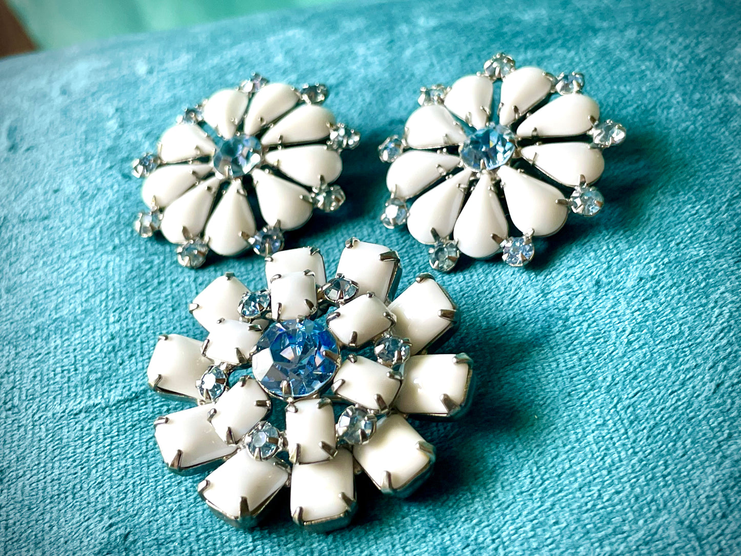 Milk Glass & Blue Topaz Crystal Prong Set Brooch & Earrings Set