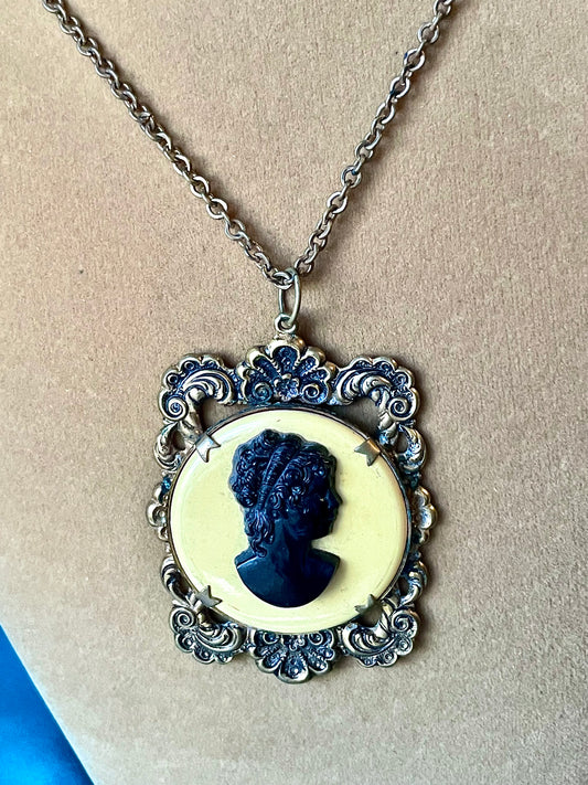 Edwardian Yellow & Black Bakelite Mourning Cameo Brass Art Nouveau Necklace