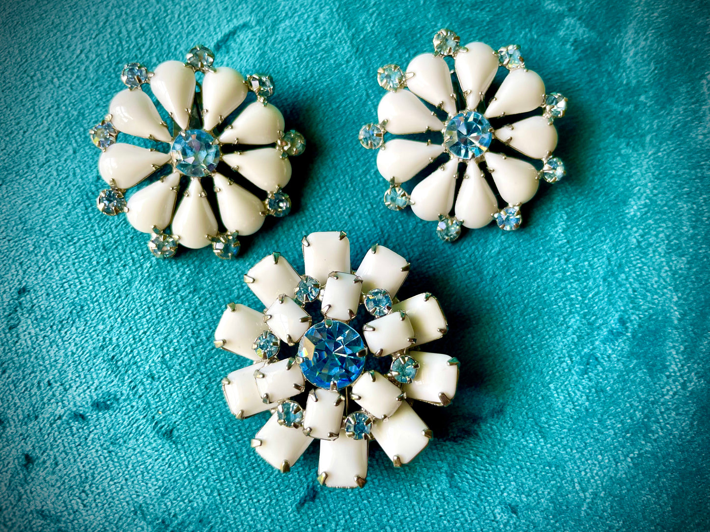 Milk Glass & Blue Topaz Crystal Prong Set Brooch & Earrings Set