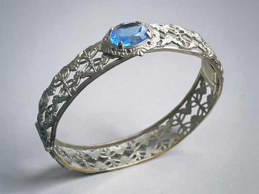 Victorian Rhodium Plated Filigree Blue Topaz Crystal Art Glass Hinged Bangle Bracelet