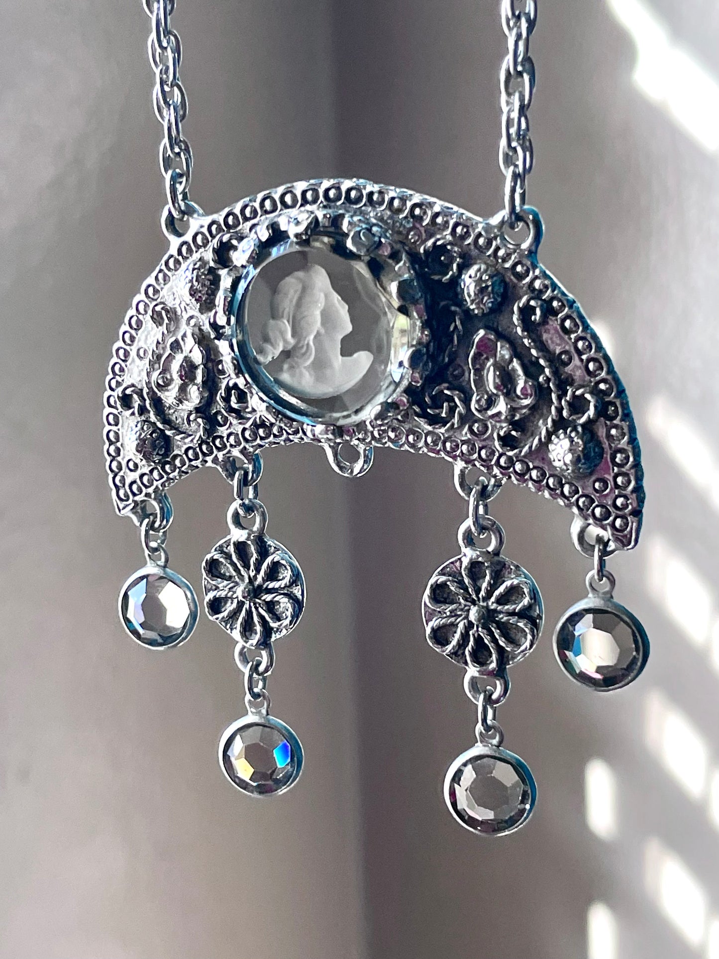 Grey Faceted Intaglio Cameo Crescent Moon Dangling Crystal Vintage Necklace