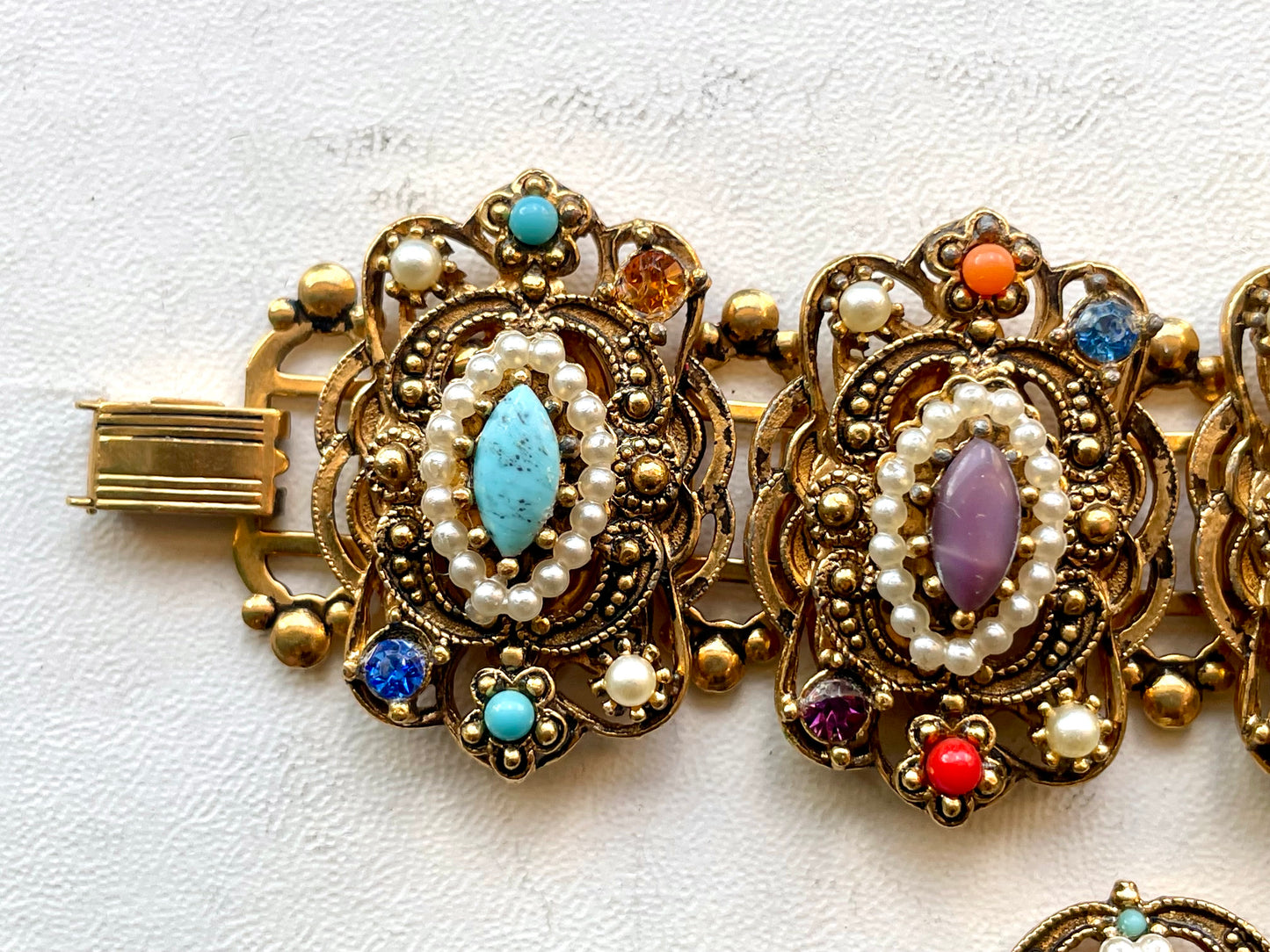 Ornate Victorian Bookchain Gold Brass Filigree Openwork Designer Crystal, Art Glass & Pearl Bracelet & Earring Demi Parure