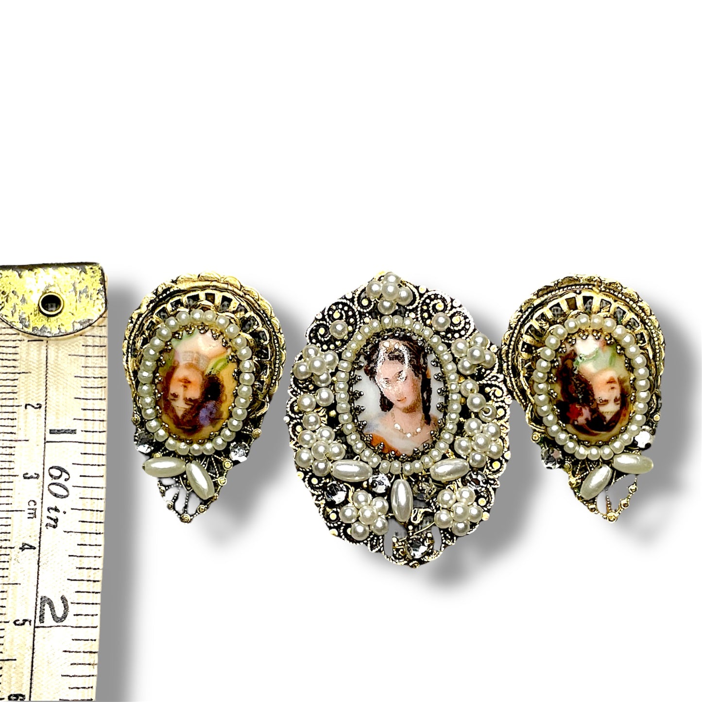 Antique Cameo & Pearl Gold Filigree Necklace, Brooch & Earring Demi Parure Set