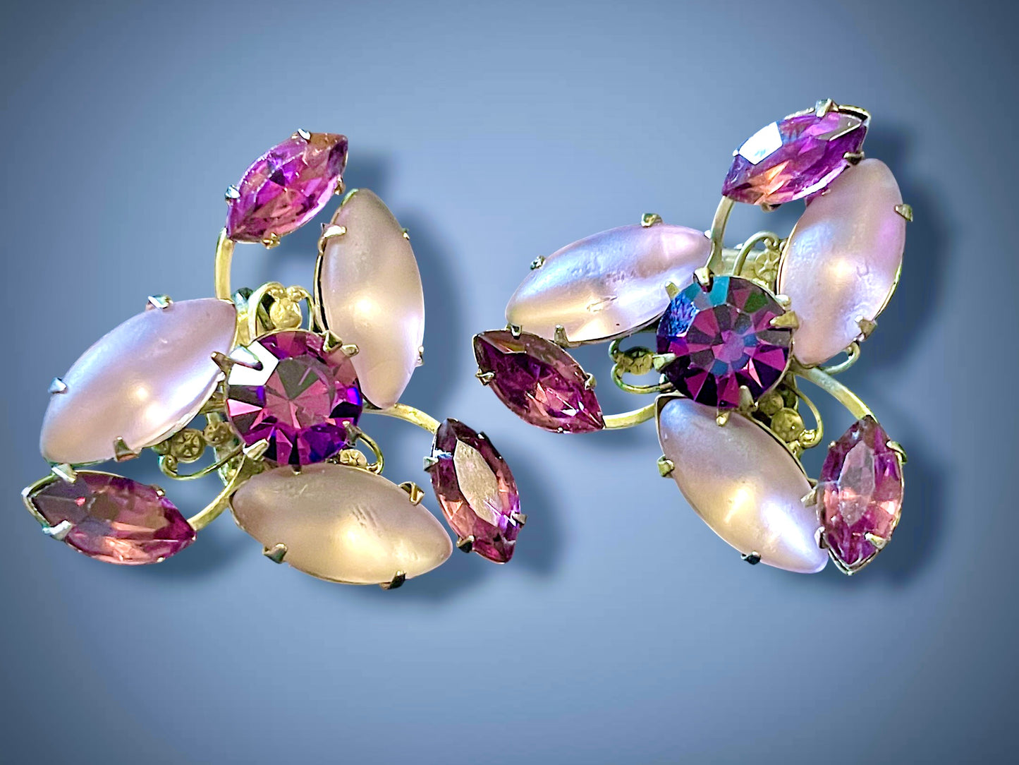 Purple Crystal & Frosted Art Glass Brass Filigree Prong Set Brooch & Earring Demi Parure Set