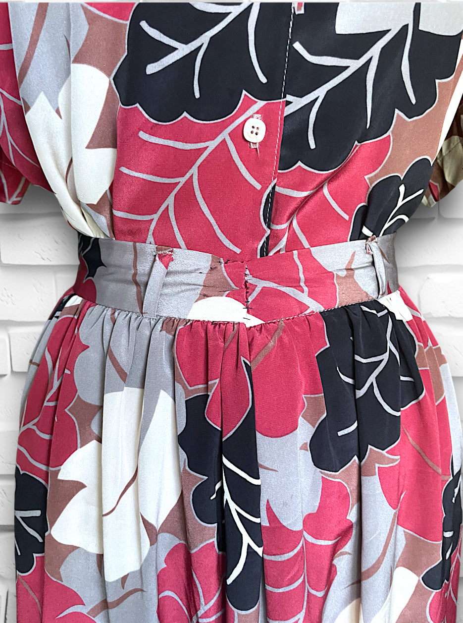 Vintage 1980’s Floral Palm Frond Red, Black, Grey, Tan & White Print Silk Skirt & Shirt Set