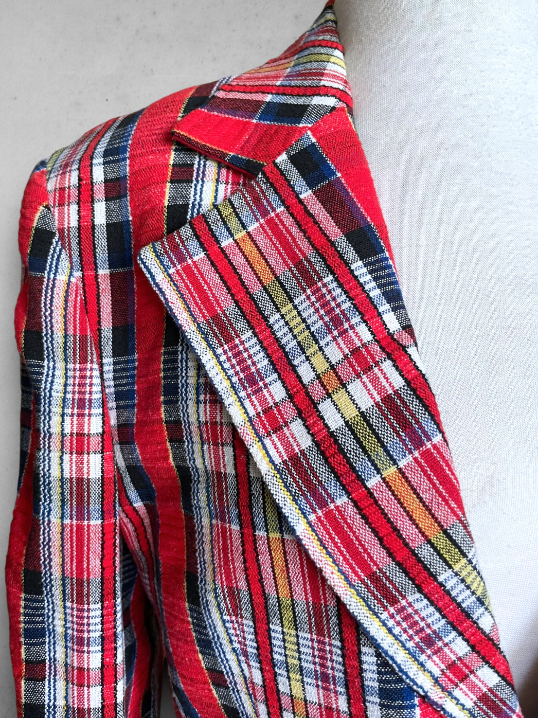 Vintage 1970’s Johnny Carson Red, Yellow, Blue & White Plaid Sports Coat / Blazer