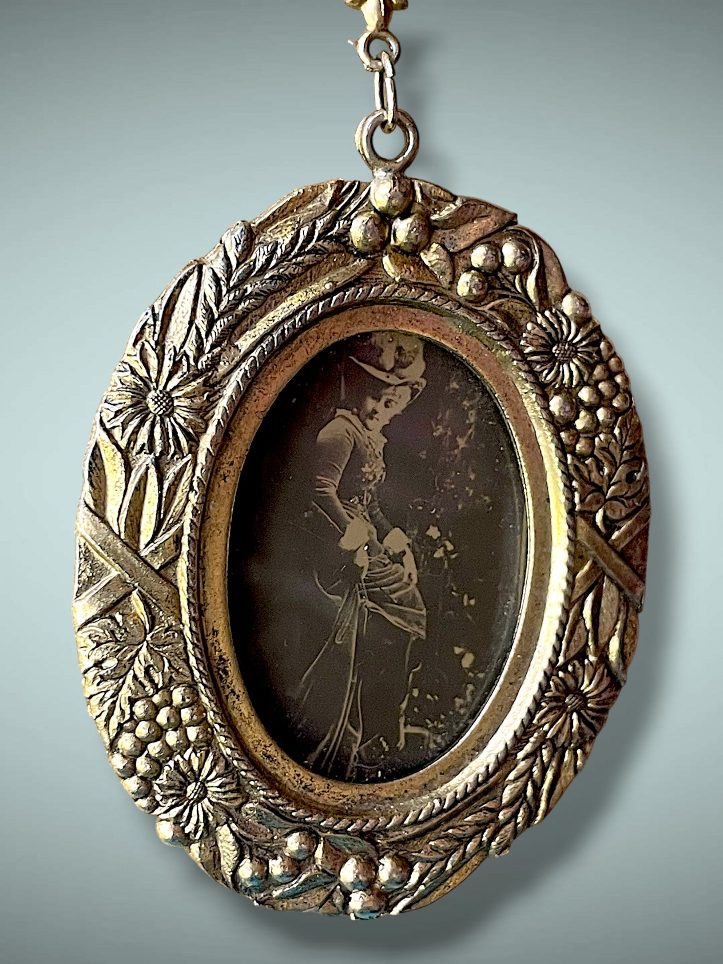 Victorian Brass Floral Tin Type Photo Locket