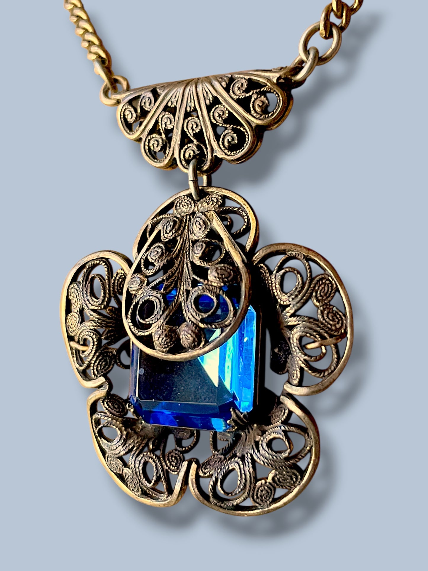 Art Deco Czechoslovakian Blue Crystal Brass Filigree Flower Necklace