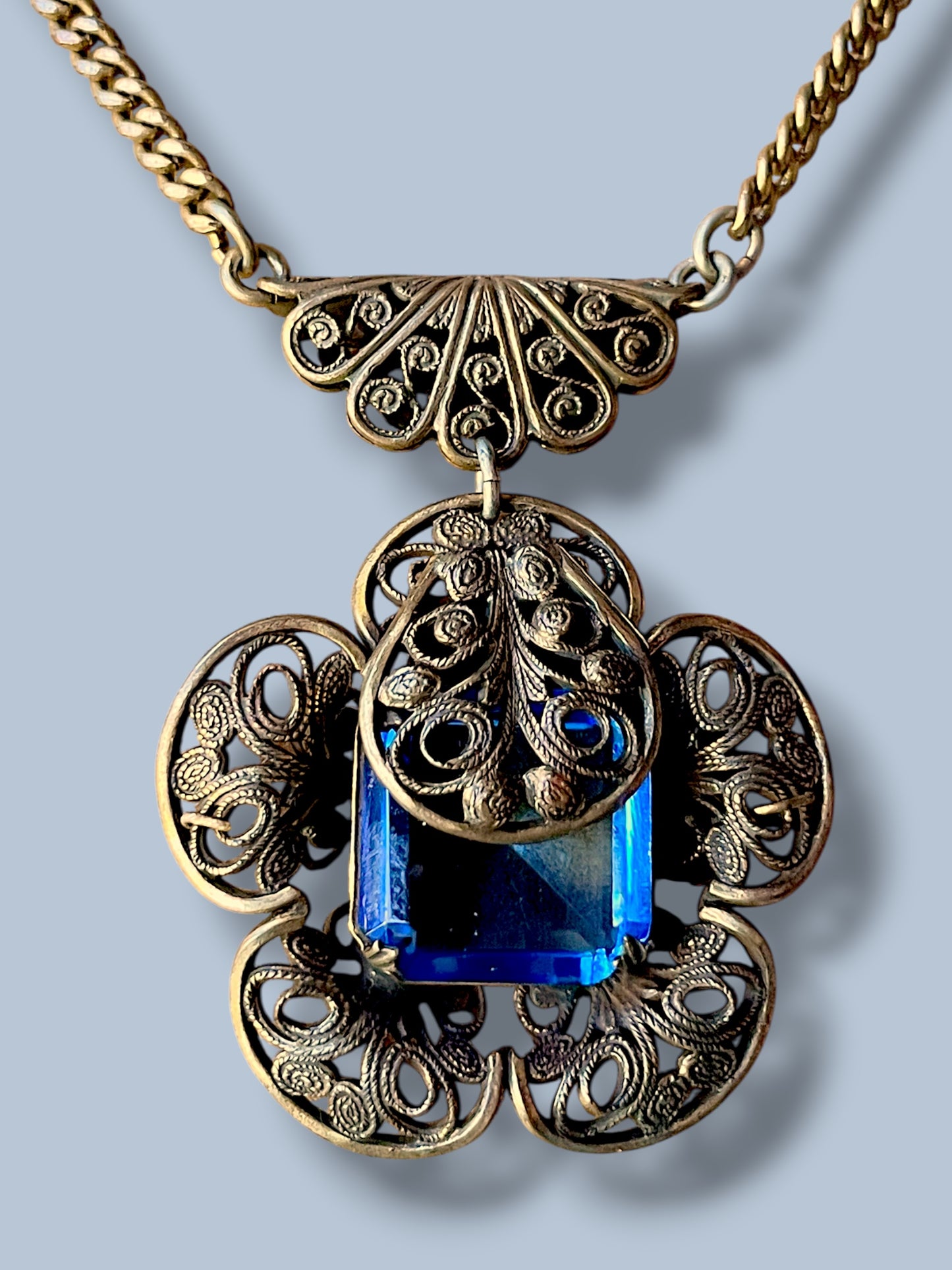 Art Deco Czechoslovakian Blue Crystal Brass Filigree Flower Necklace
