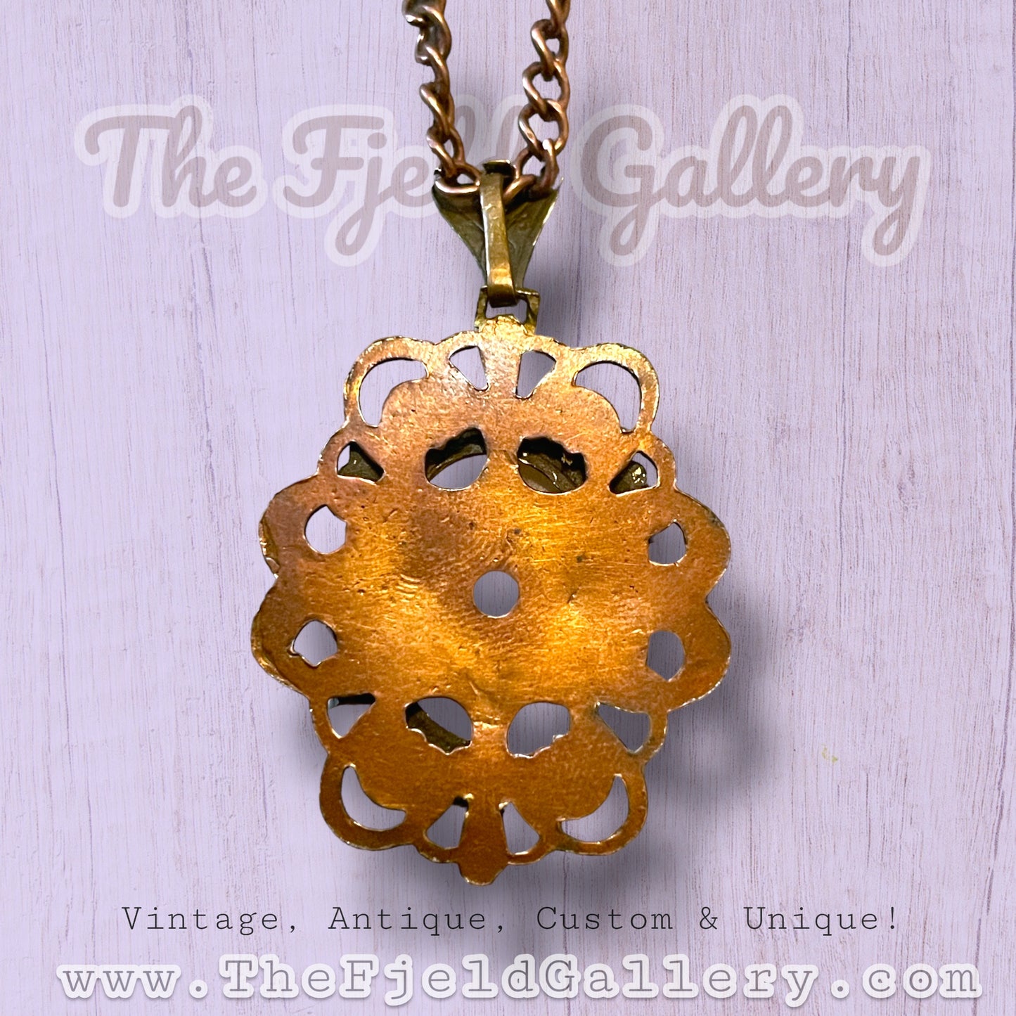 Antique 1920’s Art Nouveau Brass Prong Set Carved Shell Cameo Necklace