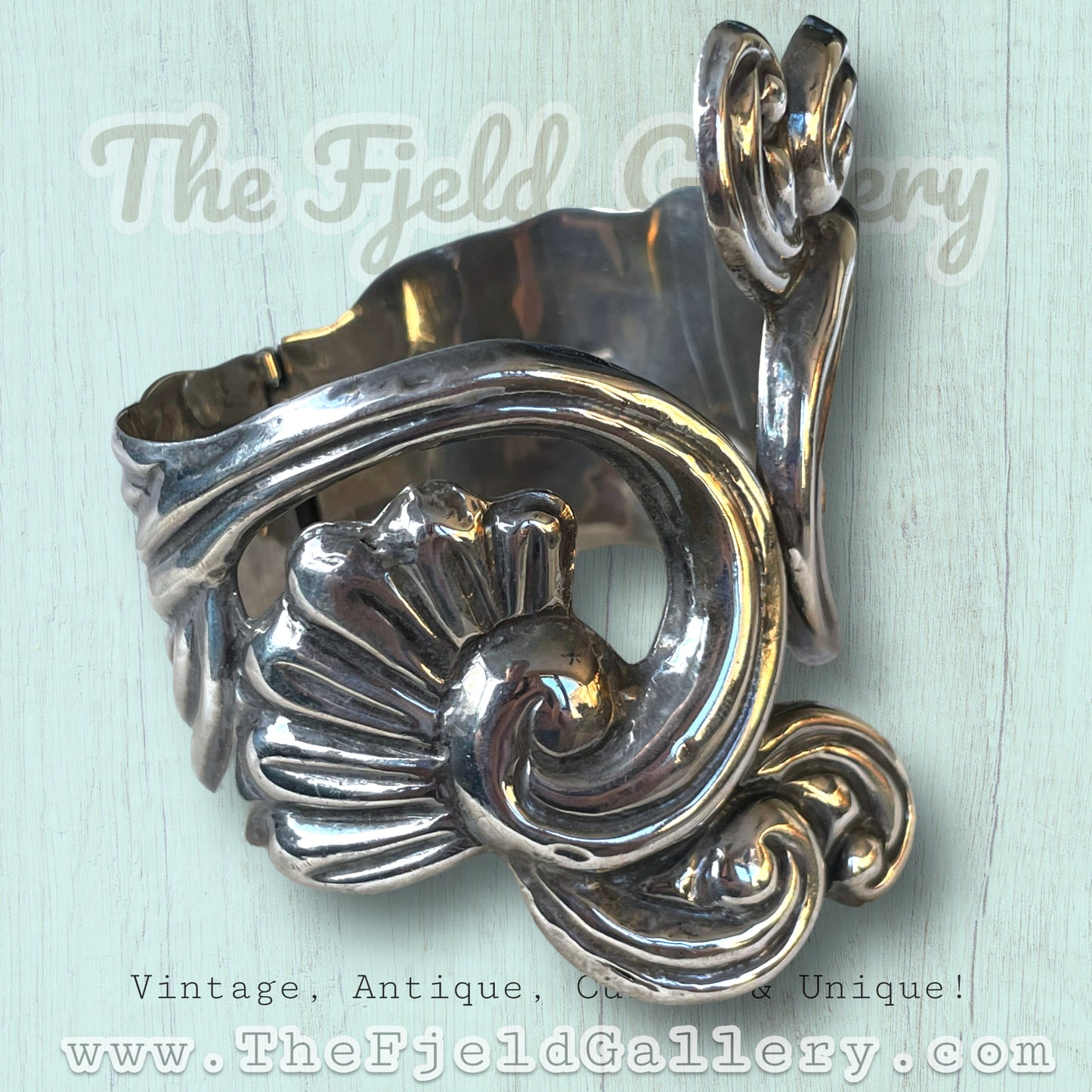 Vintage Sterling Silver Repoussé Flower Swirl Taxco Mexico Hinged Clamper Bracelet