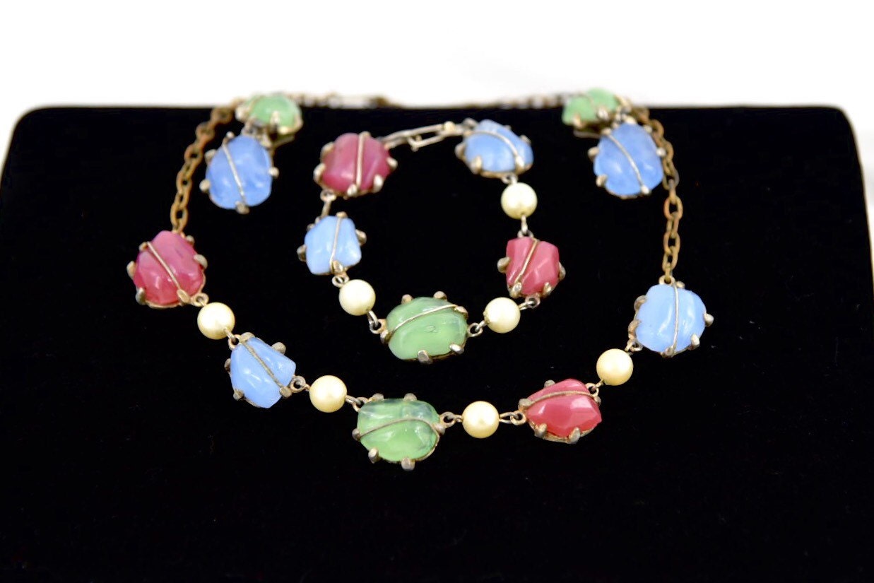Leaded Glass Arts & Crafts Period 1940's Blue, Green, Pink with Pearlette Nexklace, Bracelet, Earring Set
