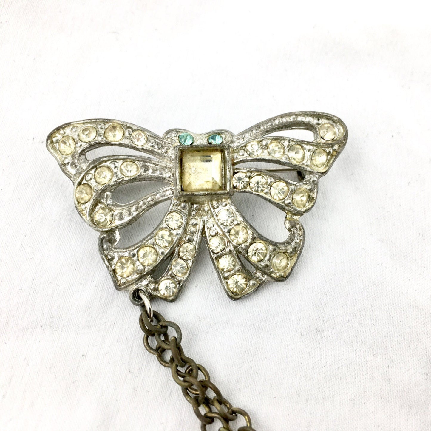 Art Deco 1920's Rhodium Pot Metal Crystal Rhinestone Butterfly Bow Double Brooch Sweater Clip