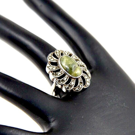 Art Deco Jade Gemstone & Marcasite Sterling Silver Ring
