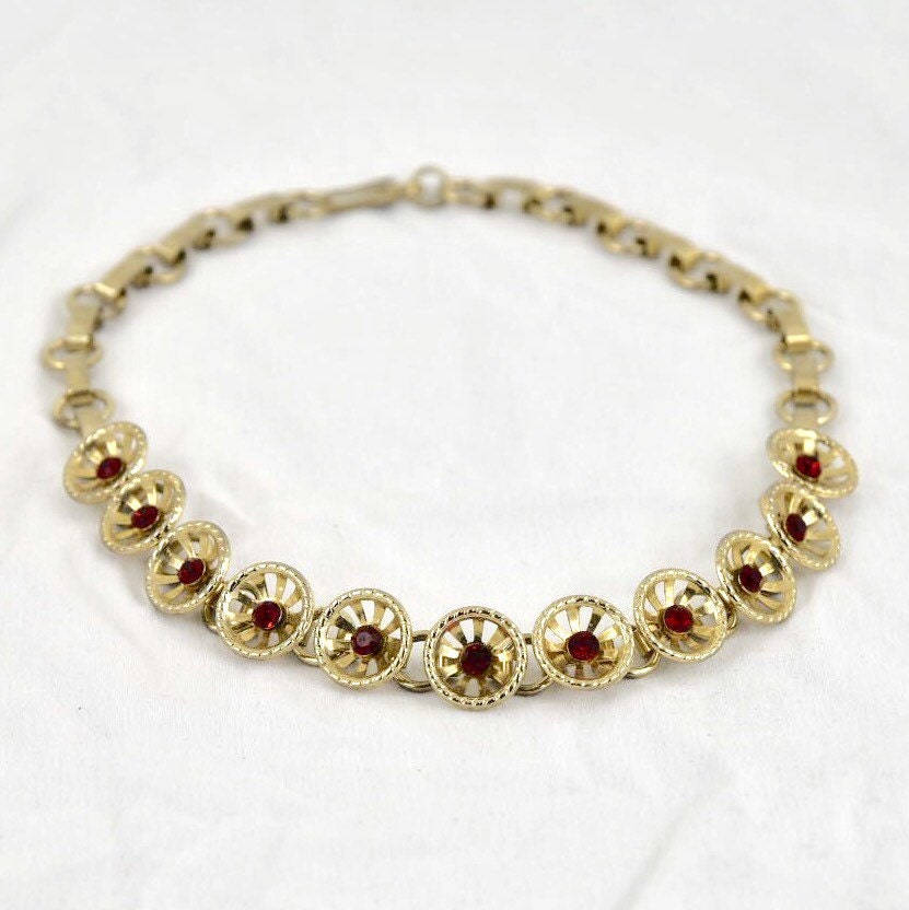 Red Crystal Rhinestone 1960's gold choker necklace