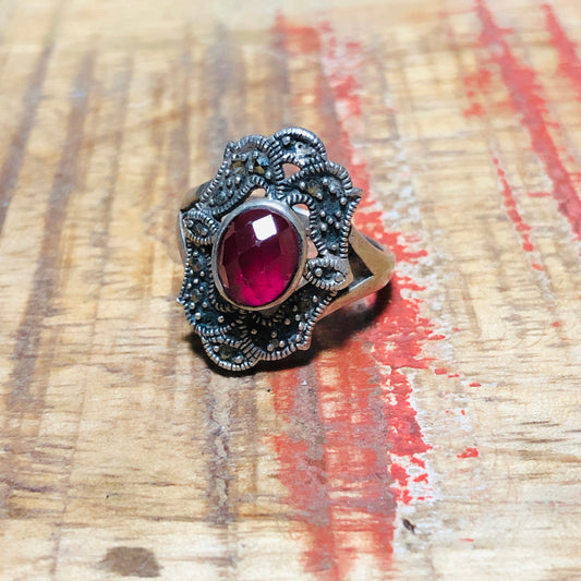 Vintage Art Deco Ruby Sterling Silver & Marcasite ring