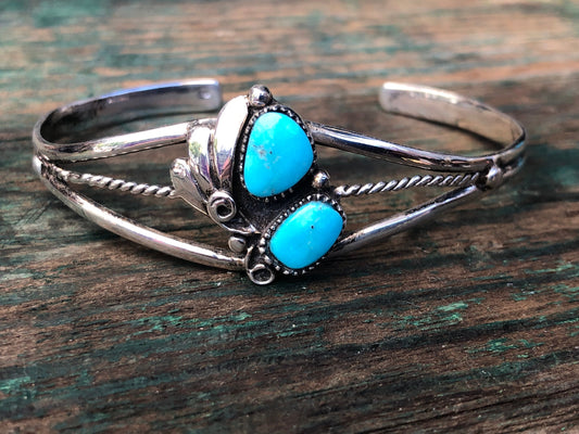 Gorgeous 2 stone Turquoise Gemstone Native American Vintage Sterling Silver Cuff Bracelet