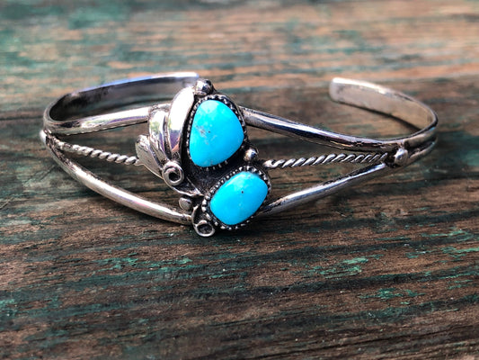 Gorgeous 2 stone Turquoise Gemstone Native American Vintage Sterling Silver Cuff Bracelet