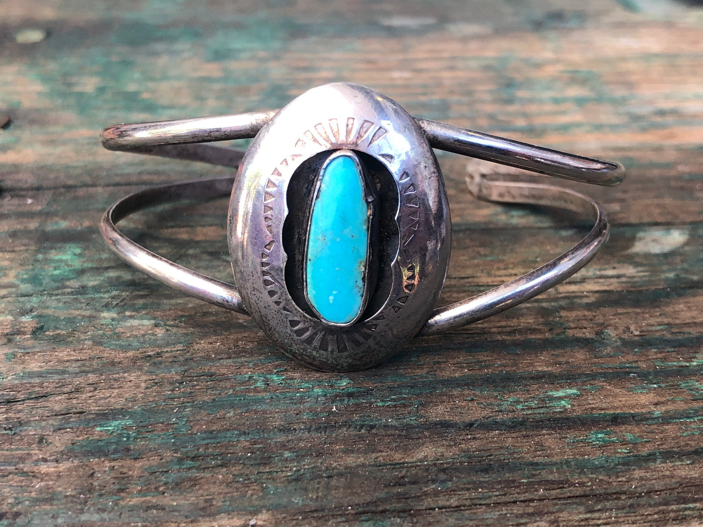 Vintage Native American Navajo Shadowbox Elongated Turquoise Sterling Silver Cuff Bracelet