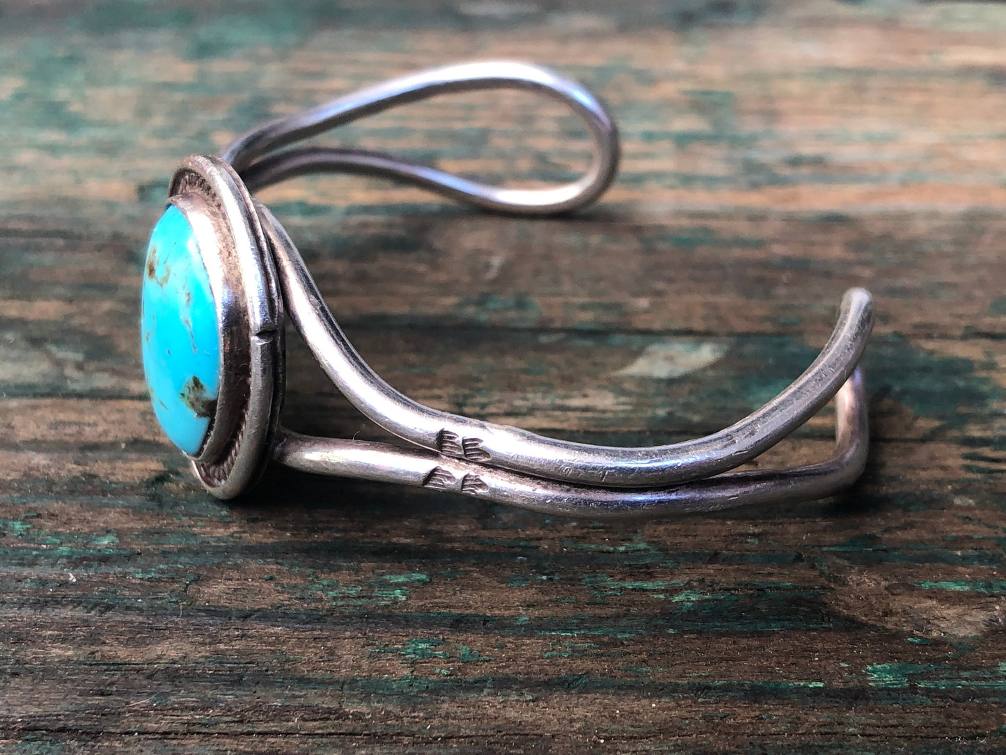 Turquoise Cabochon Native American Vintage Sterling Silver Cuff Bracelet