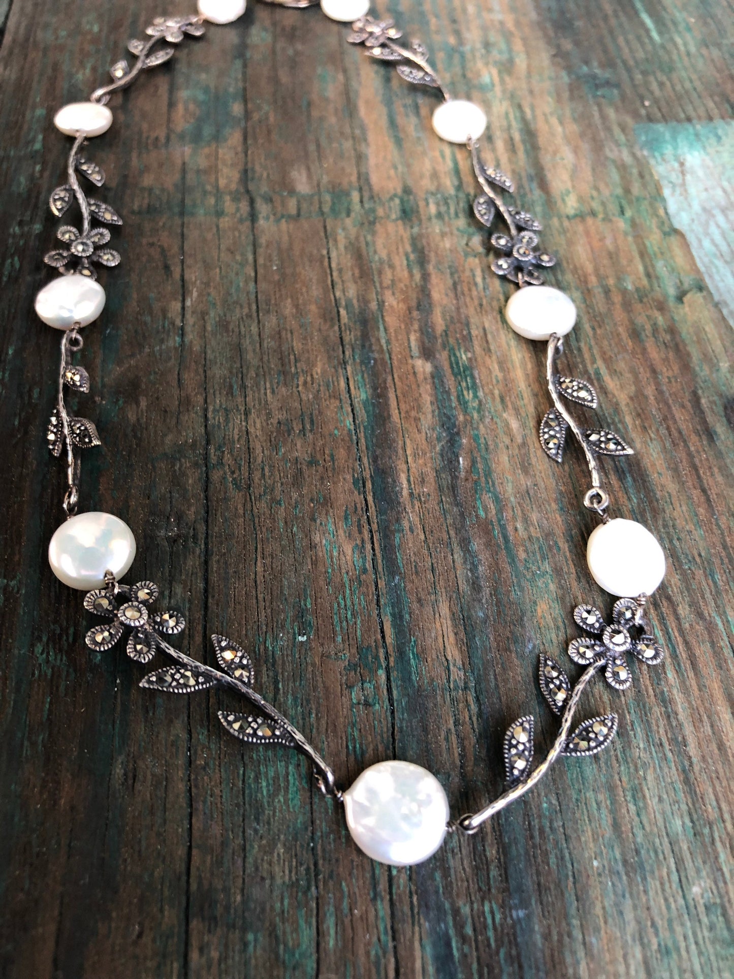 Beautiful Disc Pearl & Sterling Silver with Marcasite Flower and Leaf Vine Link Necklace