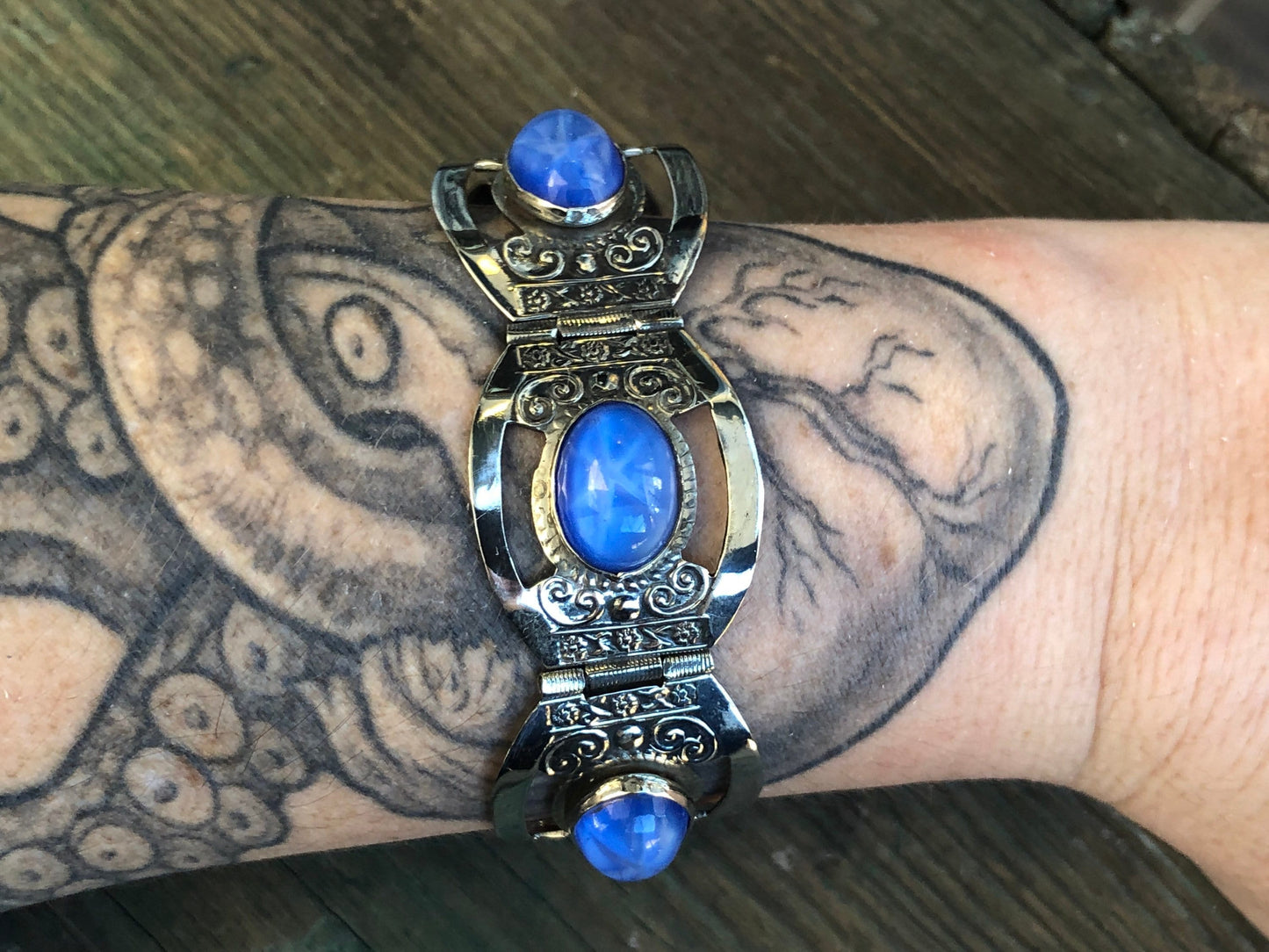 Vintage Blue Cat Eye Star Sapphire Glass Mexican Sterling Silver Panel Link Bracelet