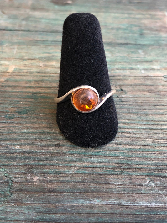 Vintage Sterling Silver Baltic Amber Ring