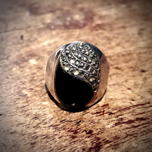 Vintage Onyx & Marcasite Sterling Silver Art Deco Ring