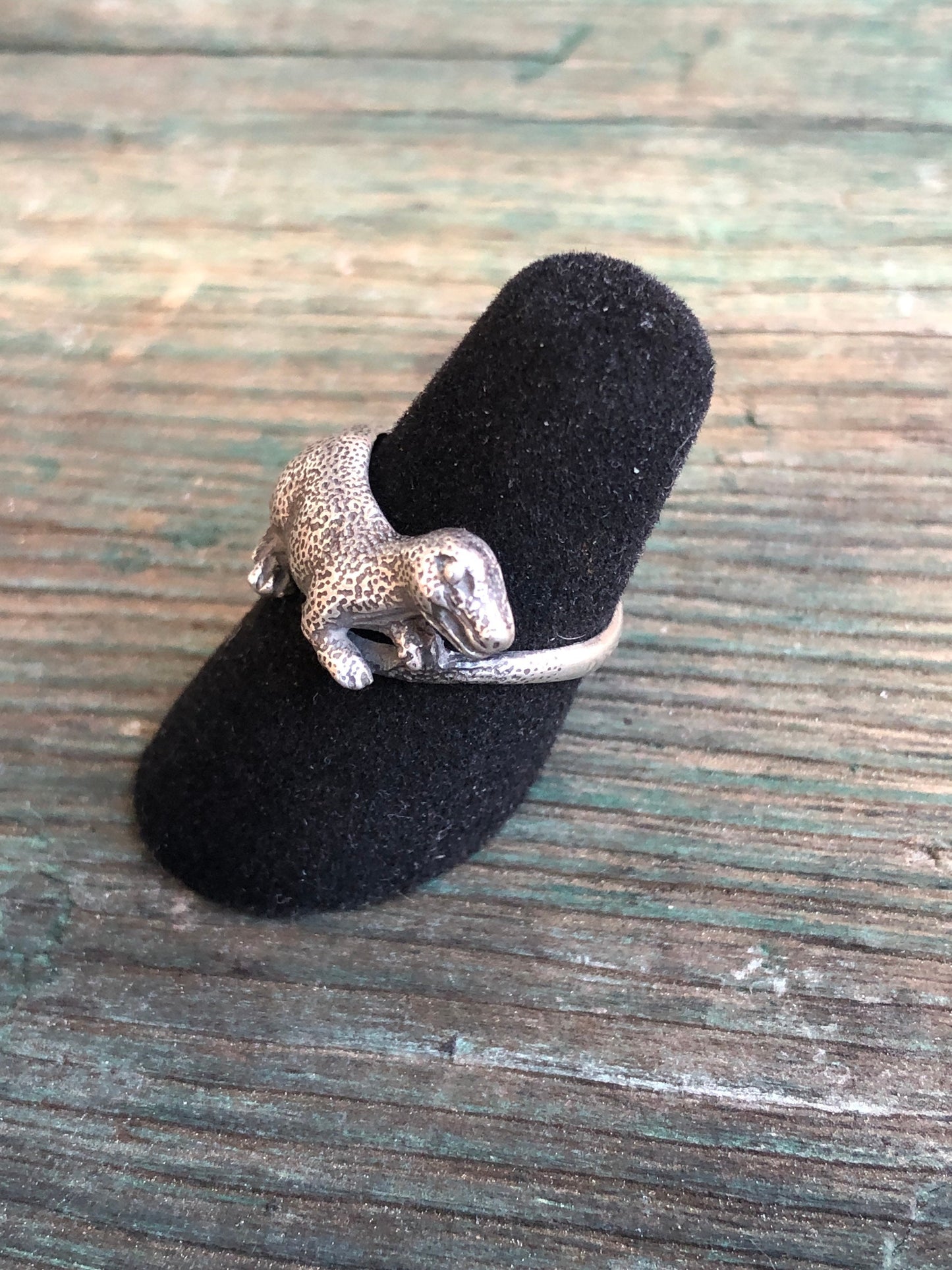 Vintage Sterling Silver Raptor Dinosaur Ring