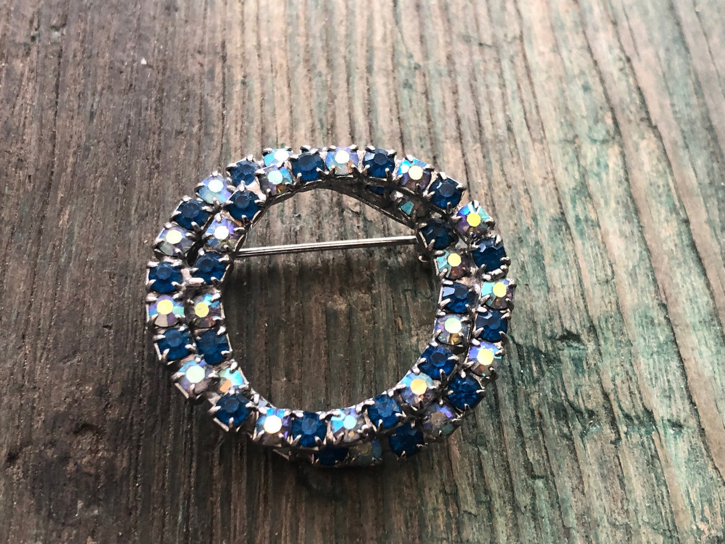 Vintage Art Deco Concentric Circle Blue & Aurora Borealis Crystal Brooch